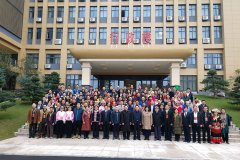 熱烈慶祝，12月15日，強(qiáng)壽集團(tuán)董事長李浪輝因壯醫(yī)藥研究治療領(lǐng)域取得的成績